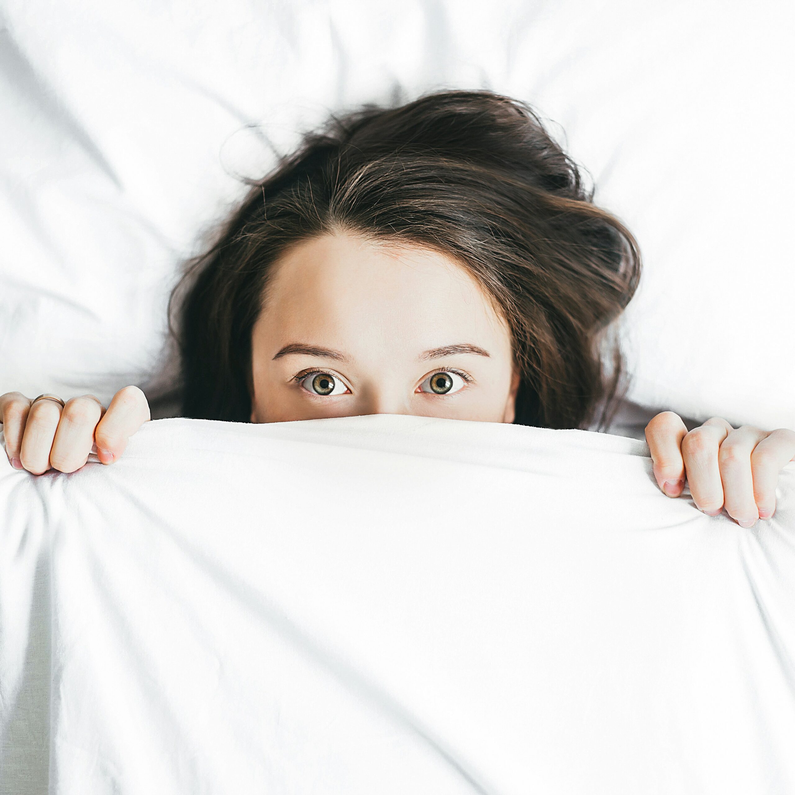 alexandra-gorn-smuS_jUZa9I-unsplash Schlafstoerung - Insomnia